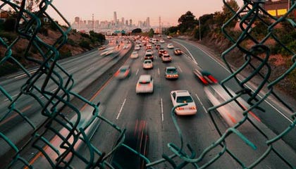 九游jiuyou-重要比赛中球队实力尽显，角逐激烈，球队比赛问题